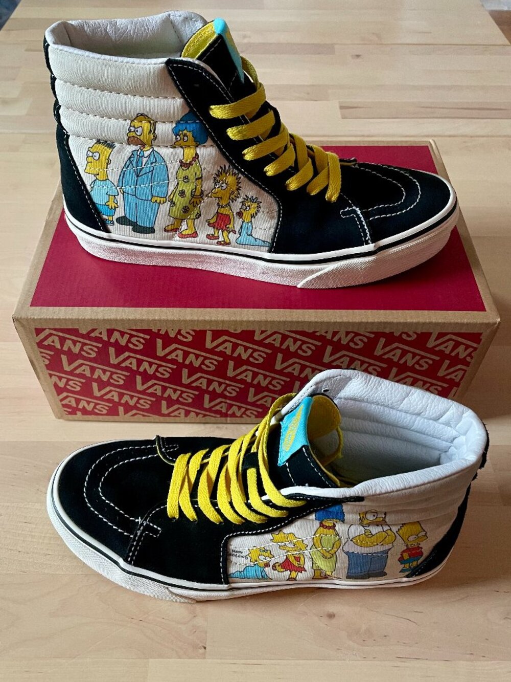 Vans Sk8-Hi The Simpsons Family Portrait High Top Sneakers size Men's 7 with Box